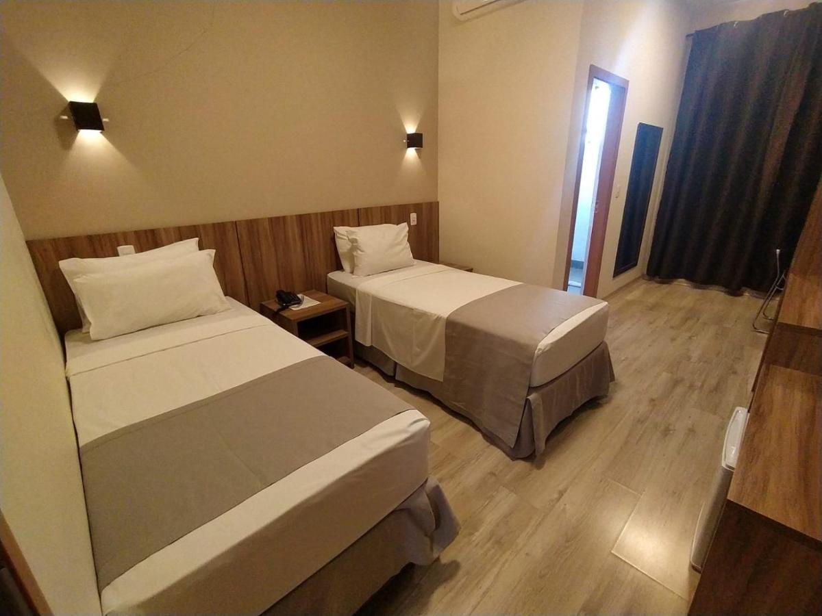 Minas Platinum Hotel & Convention Conselheiro Lafaiete Extérieur photo