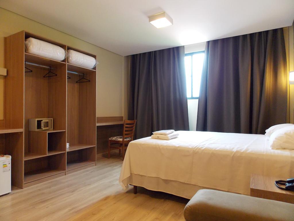 Minas Platinum Hotel & Convention Conselheiro Lafaiete Chambre photo