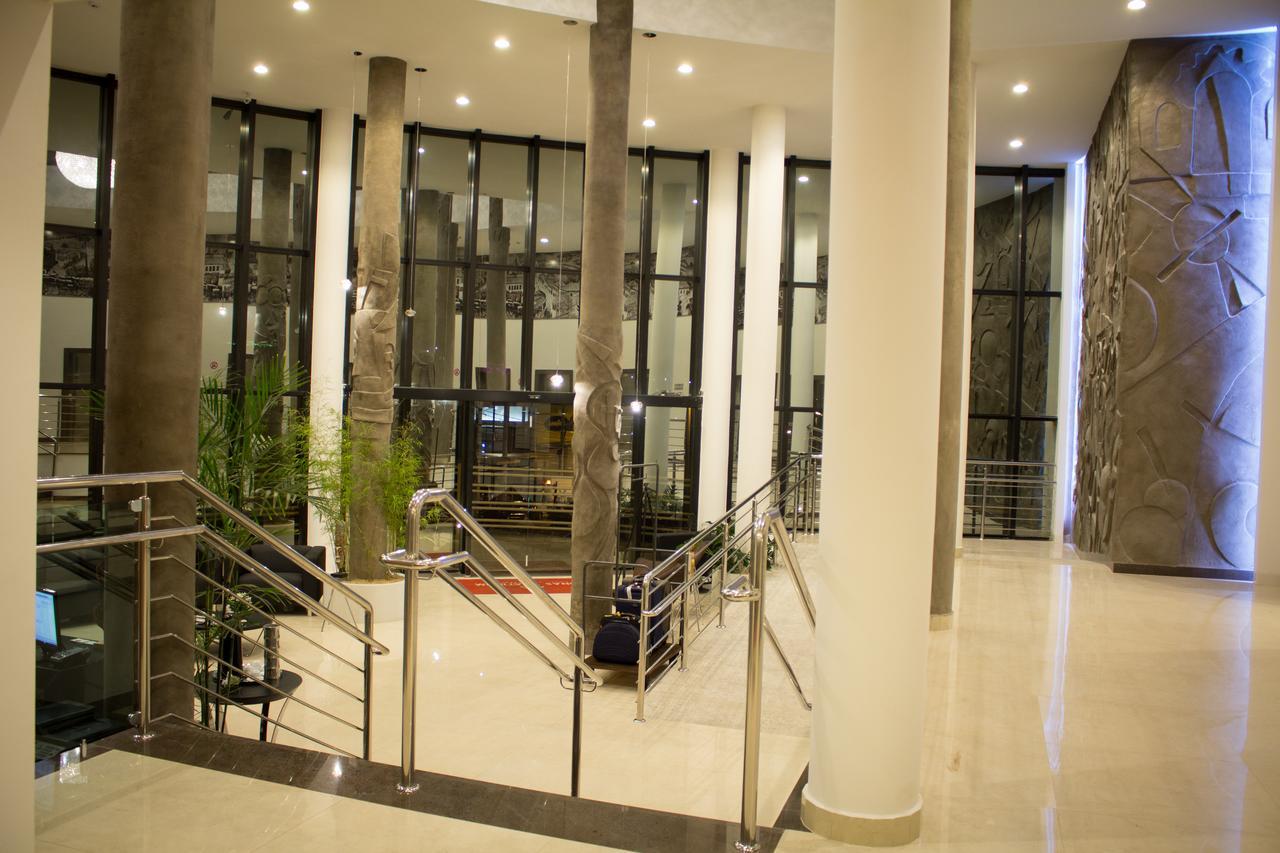 Minas Platinum Hotel & Convention Conselheiro Lafaiete Extérieur photo