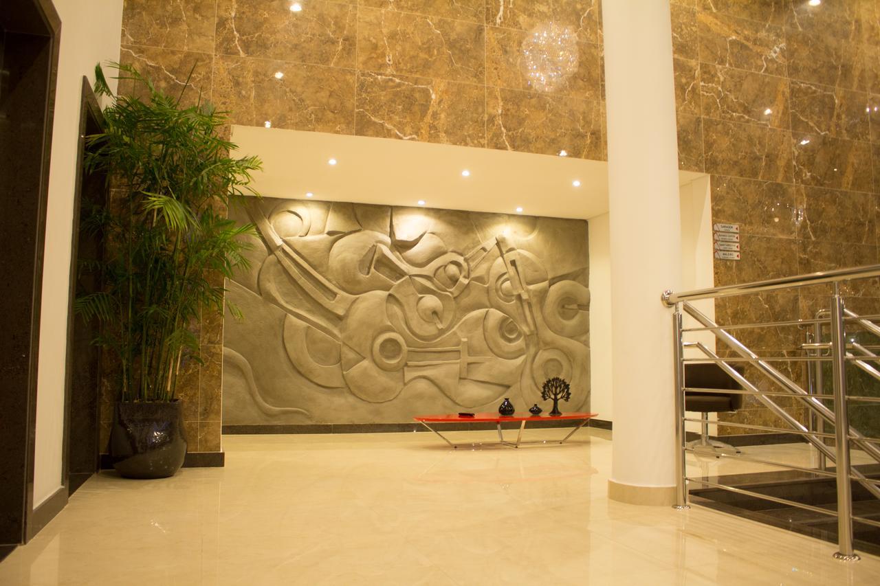 Minas Platinum Hotel & Convention Conselheiro Lafaiete Extérieur photo